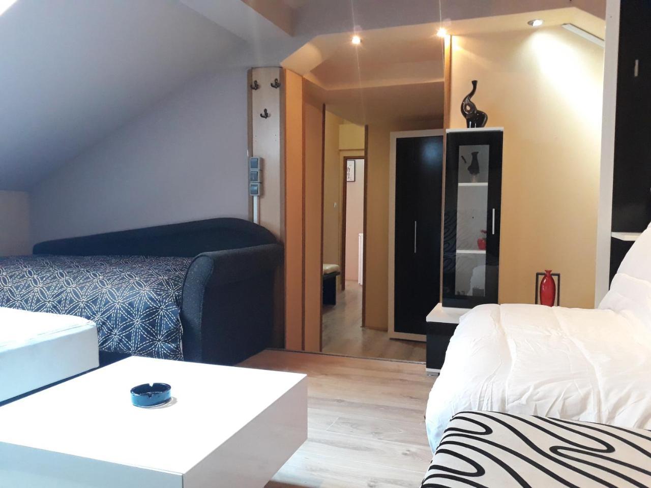 Antonio Rooms Ni Екстериор снимка