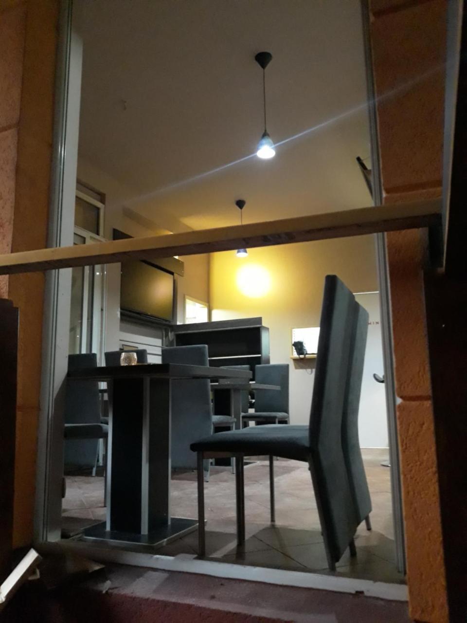 Antonio Rooms Ni Екстериор снимка