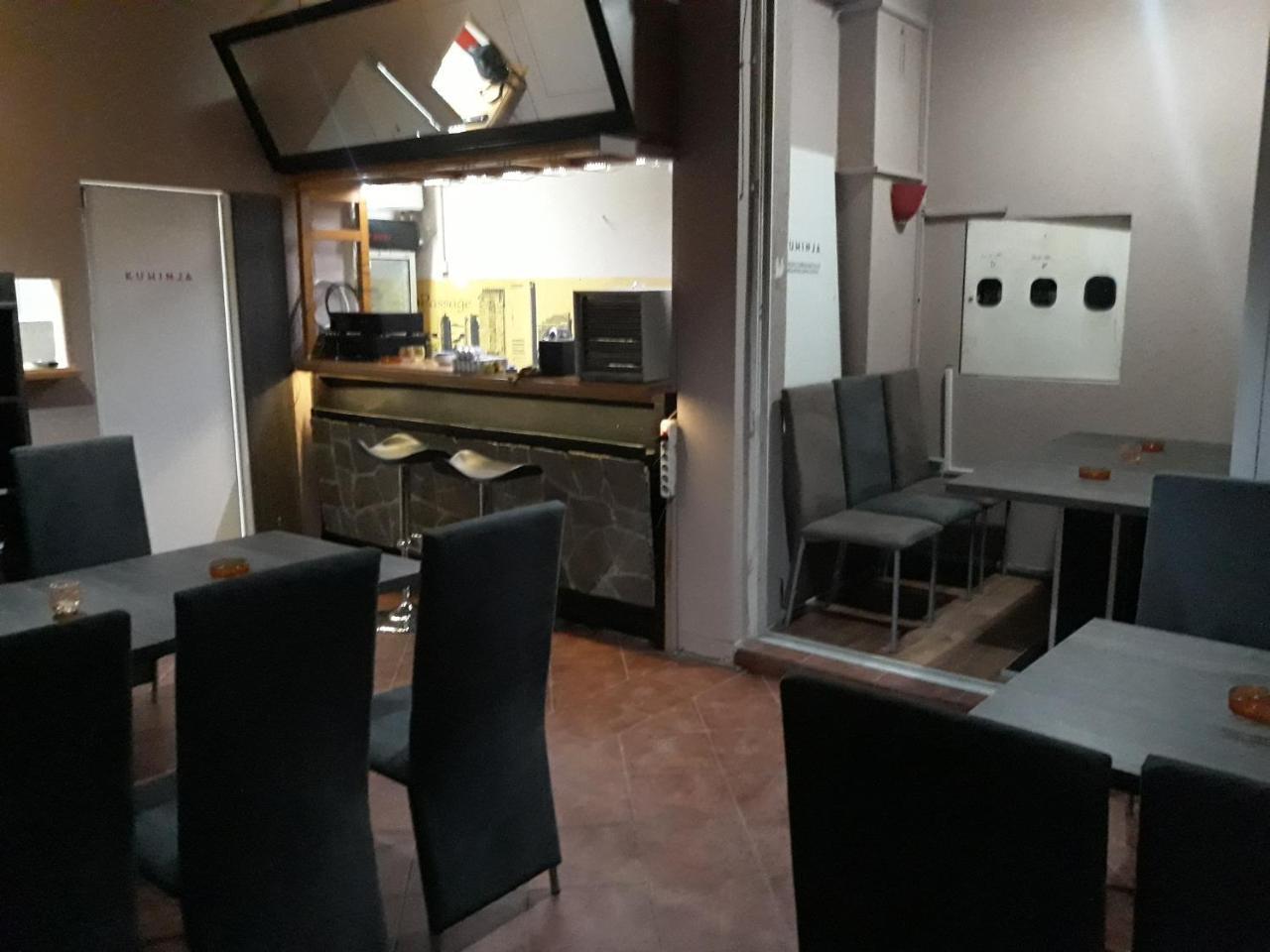 Antonio Rooms Ni Екстериор снимка