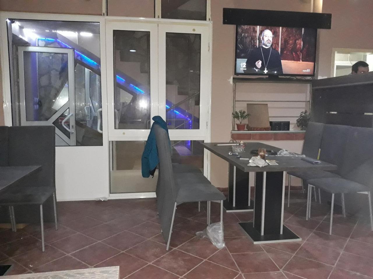 Antonio Rooms Ni Екстериор снимка