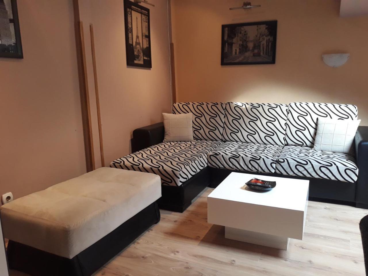 Antonio Rooms Ni Екстериор снимка
