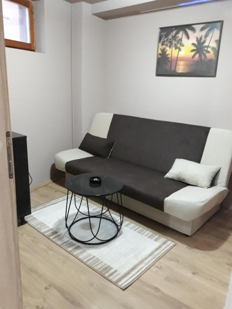 Antonio Rooms Ni Екстериор снимка