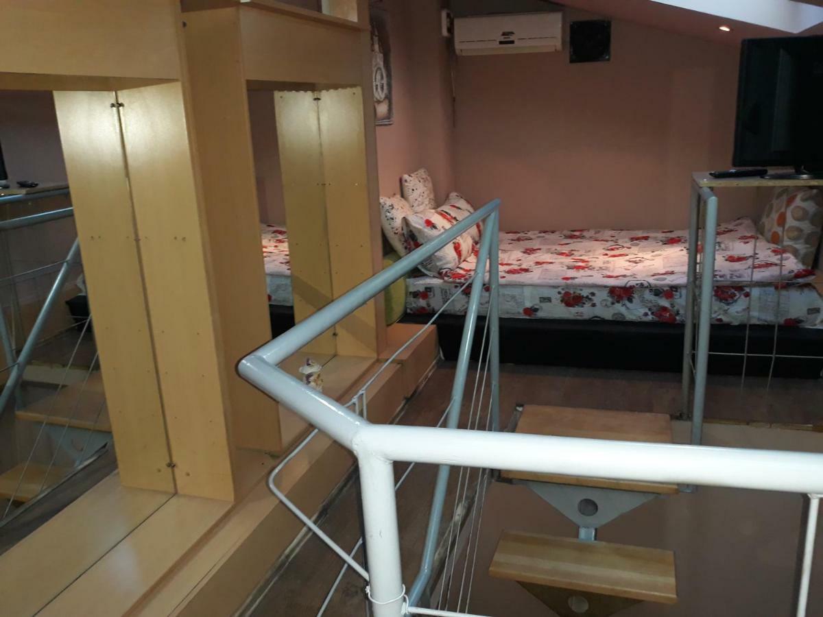 Antonio Rooms Ni Екстериор снимка